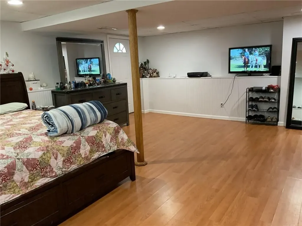 16 Arrow Avenue Warwick RI 02886