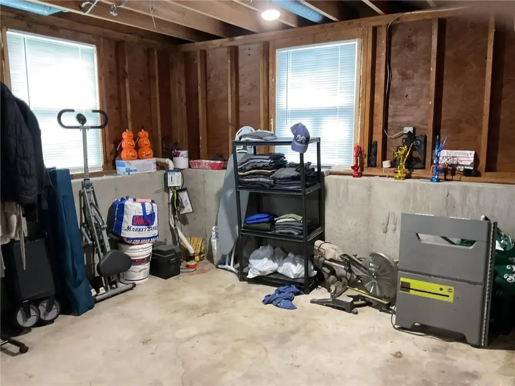 16 Arrow Avenue Warwick RI 02886