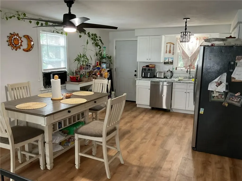 16 Arrow Avenue Warwick RI 02886