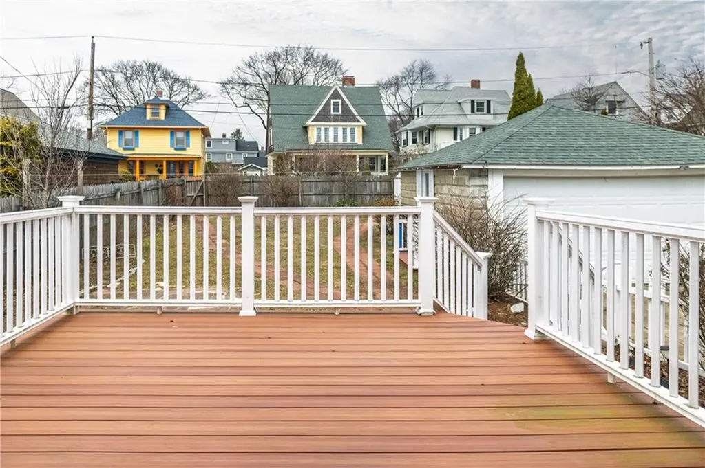41 Berwick Lane Cranston RI 02905