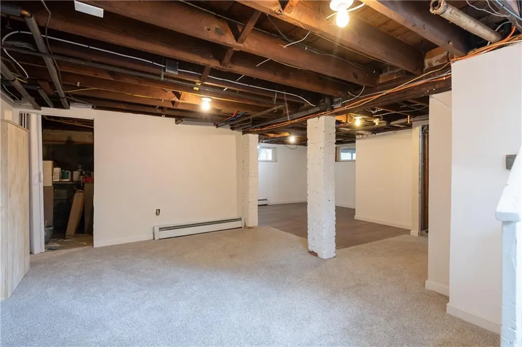 41 Berwick Lane Cranston RI 02905