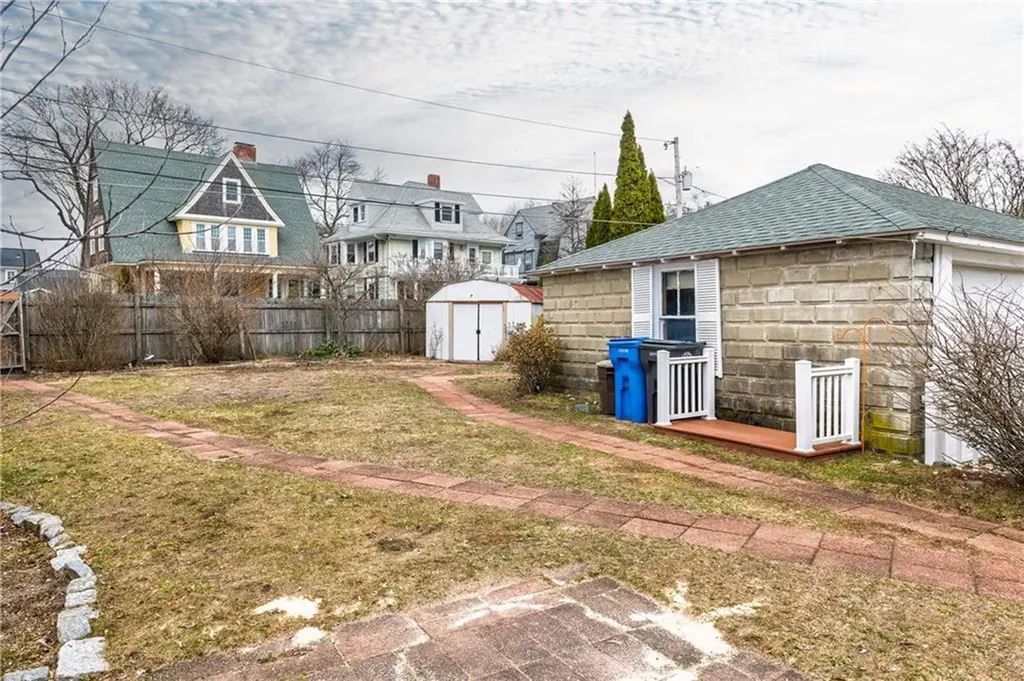41 Berwick Lane Cranston RI 02905