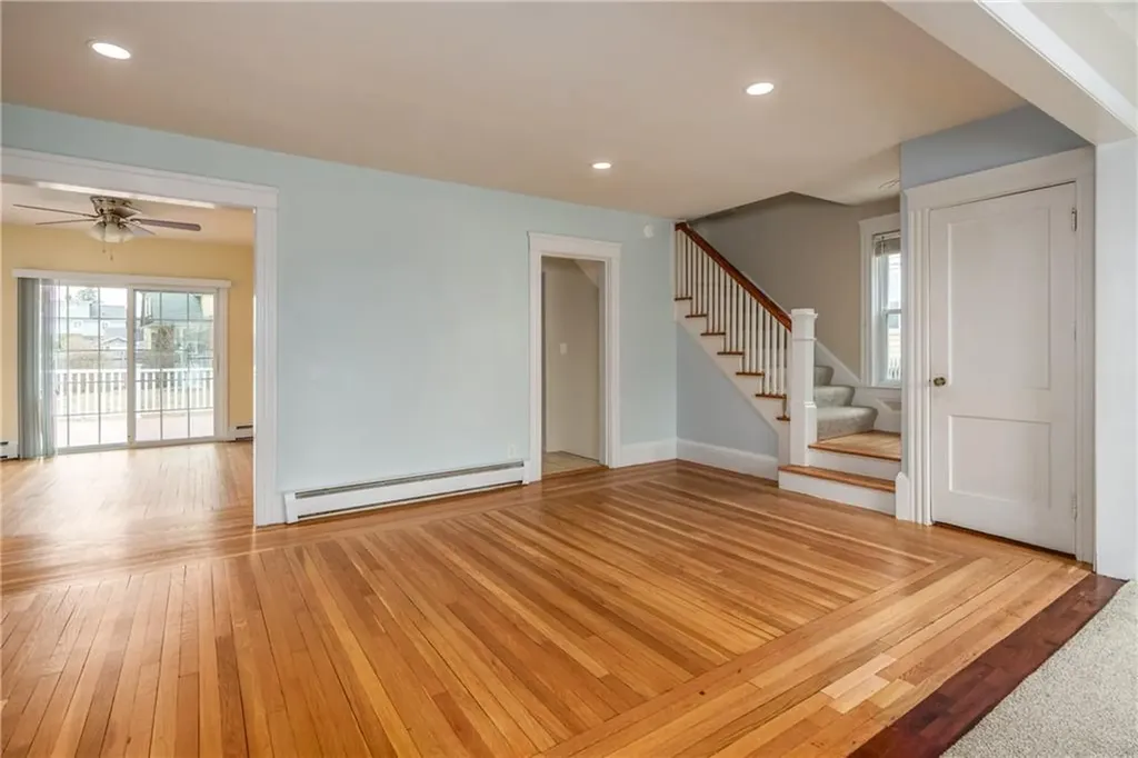41 Berwick Lane Cranston RI 02905