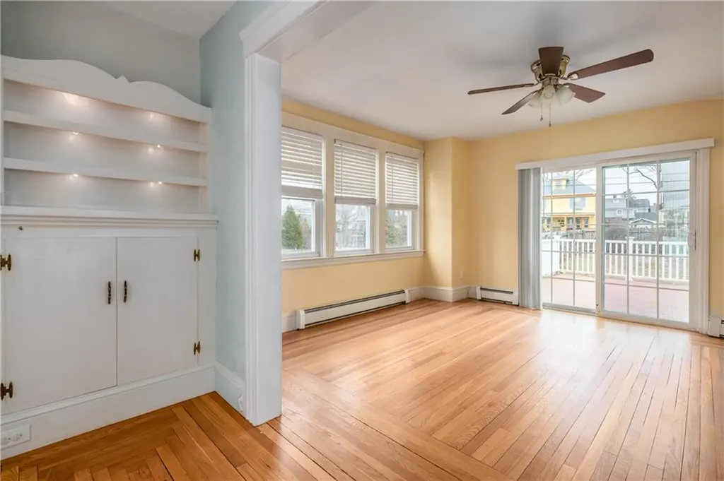 41 Berwick Lane Cranston RI 02905