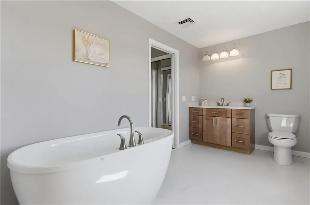 101 Windstone Drive Portsmouth RI 02871