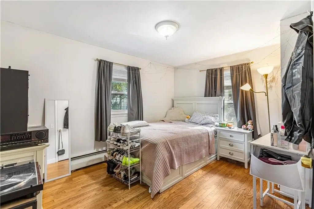 52 Maxfield Avenue East Providence RI 02914