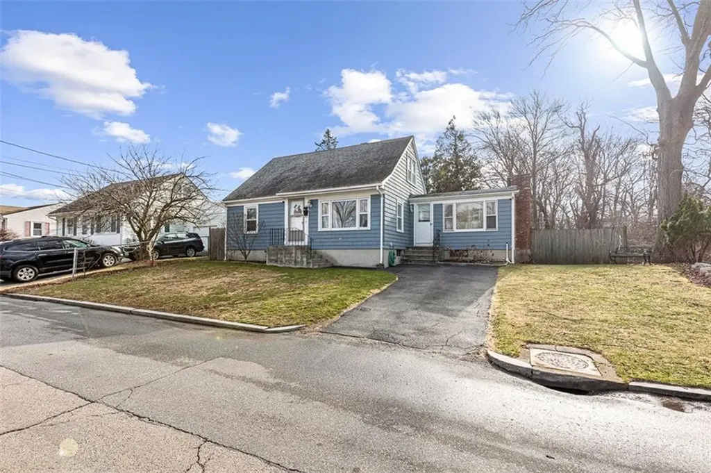 52 Maxfield Avenue East Providence RI 02914