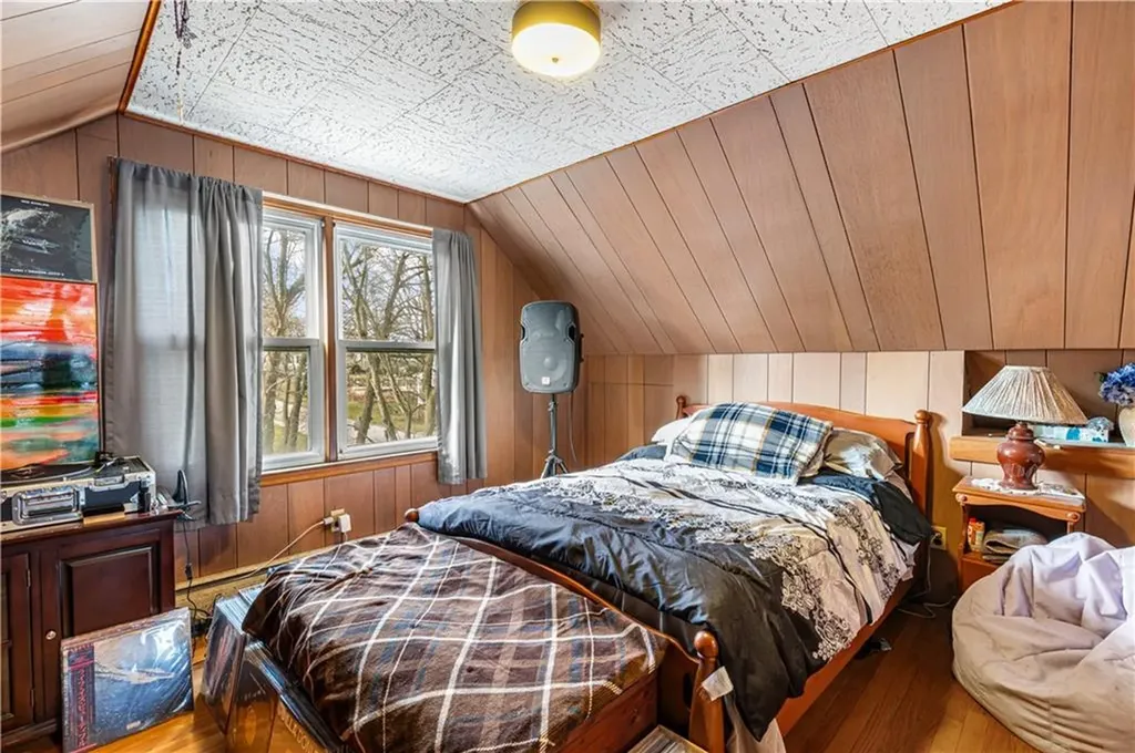 52 Maxfield Avenue East Providence RI 02914