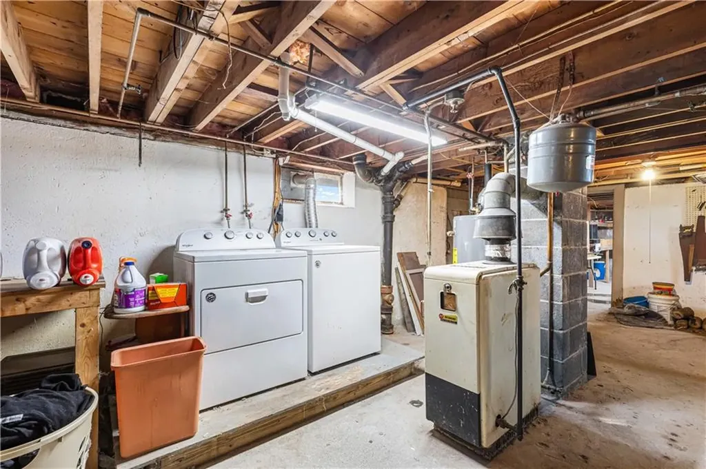52 Maxfield Avenue East Providence RI 02914