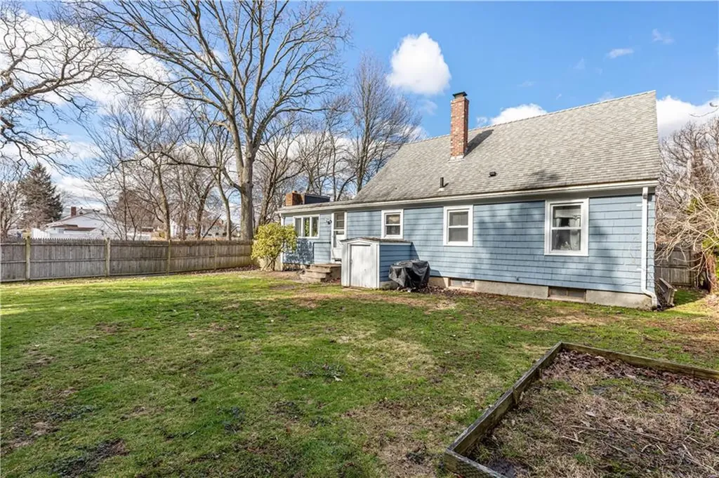 52 Maxfield Avenue East Providence RI 02914