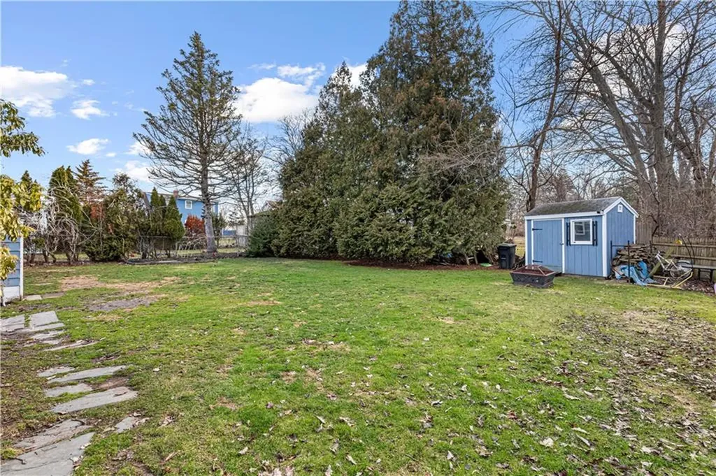 52 Maxfield Avenue East Providence RI 02914