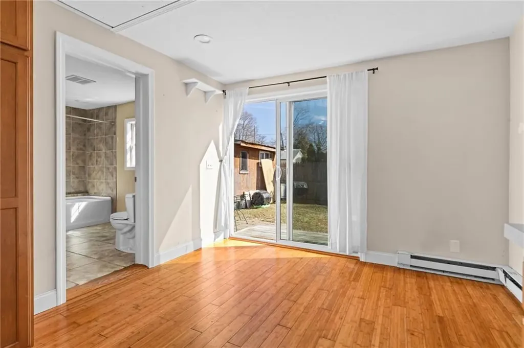 444 Pequot Avenue Warwick RI 02889