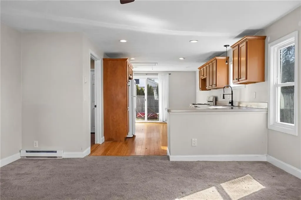 444 Pequot Avenue Warwick RI 02889