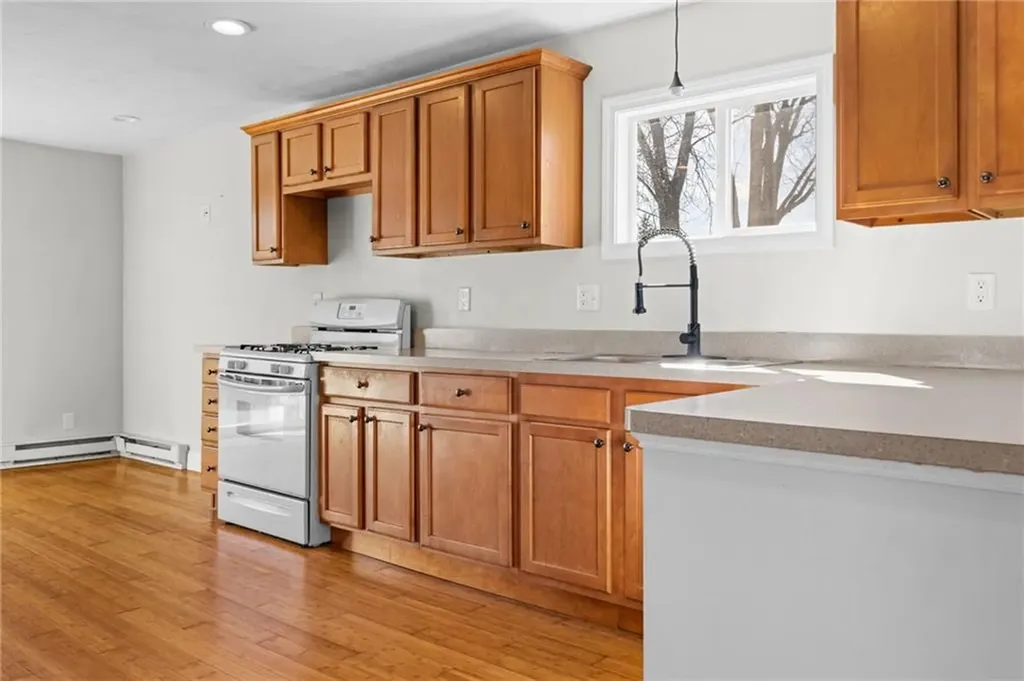444 Pequot Avenue Warwick RI 02889