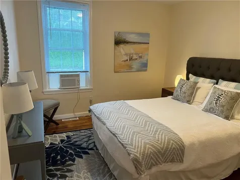 191 Coggeshall Avenue Newport RI 02840