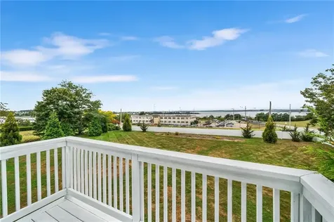 314 Chases Lane Middletown RI 02842