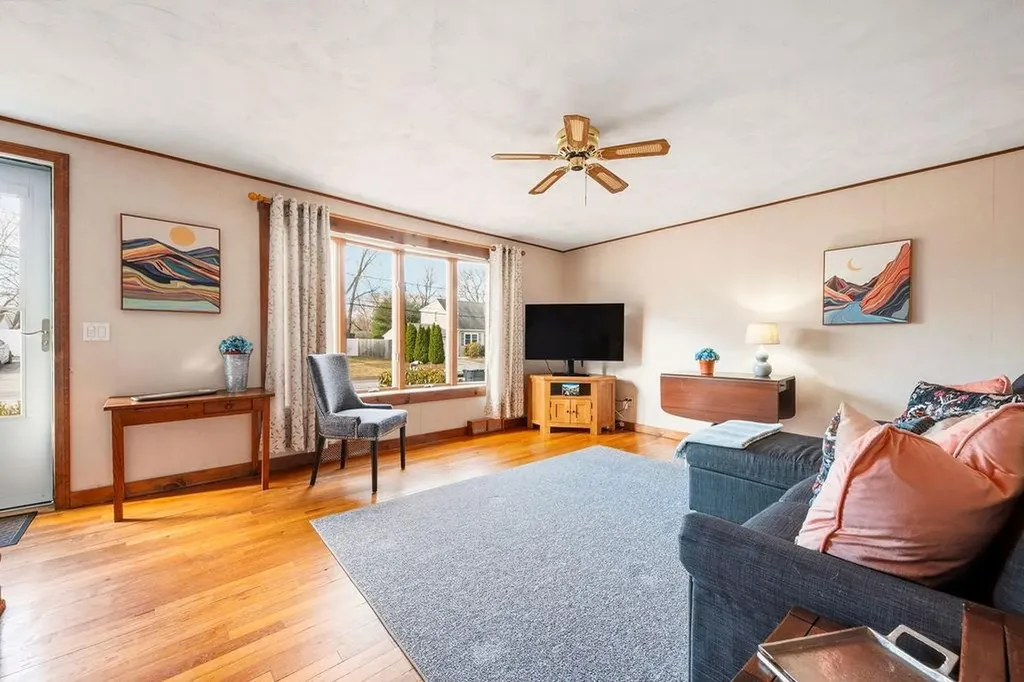 173 Weeden Drive Warwick RI 02818