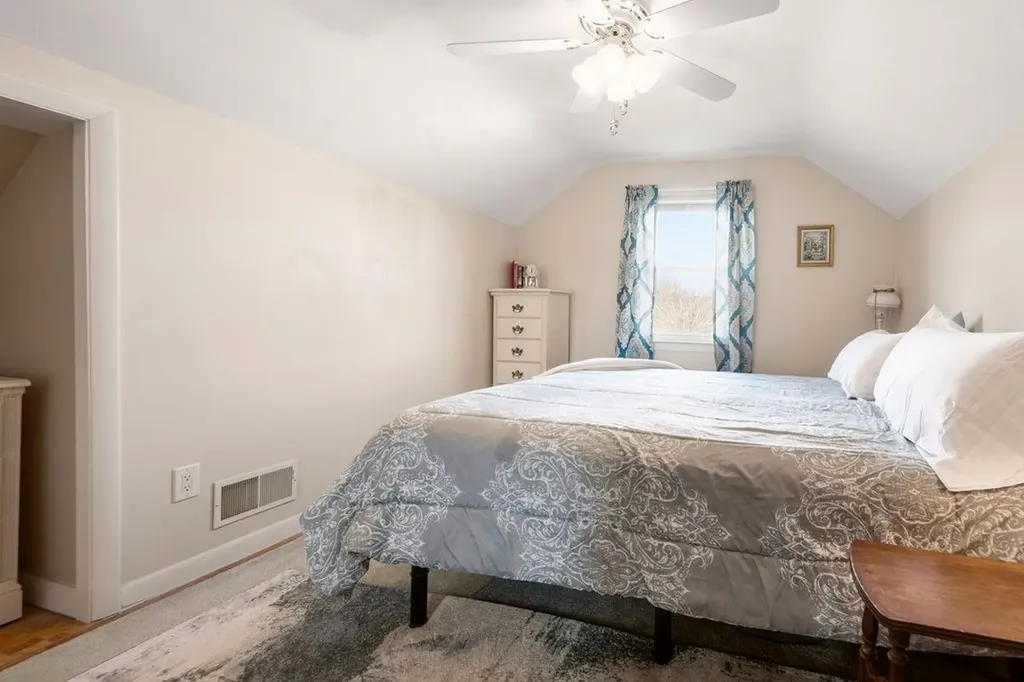 173 Weeden Drive Warwick RI 02818