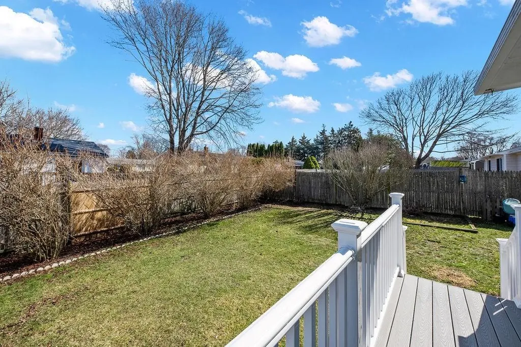173 Weeden Drive Warwick RI 02818