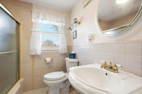 173 Weeden Drive Warwick RI 02818