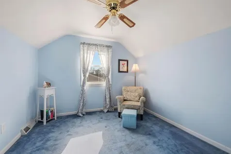 173 Weeden Drive Warwick RI 02818
