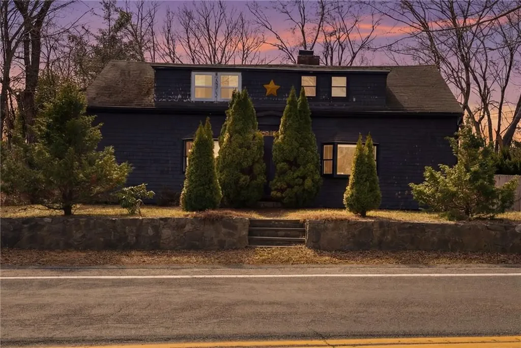 237 Spring Street Hopkinton RI 02832