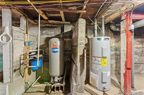 237 Spring Street Hopkinton RI 02832