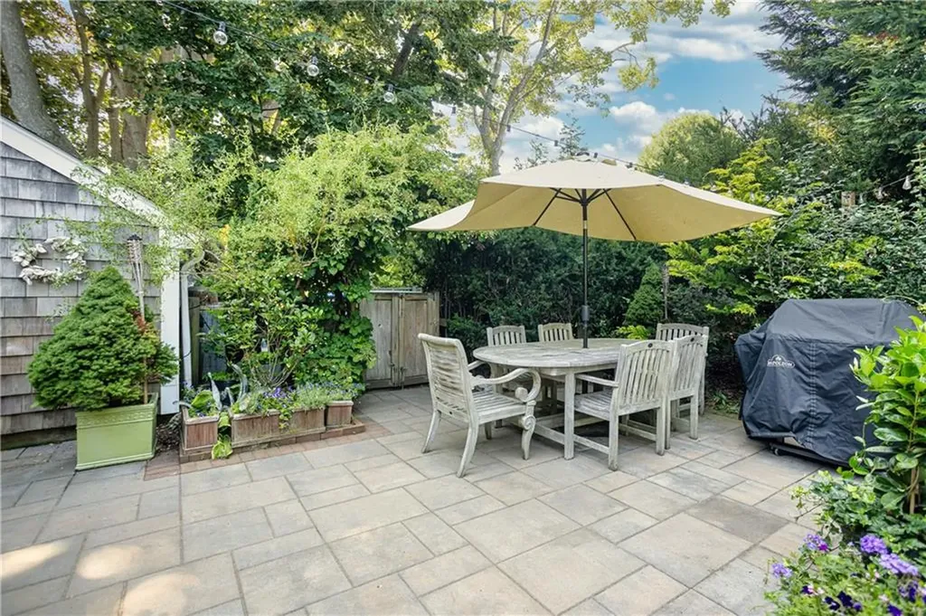 47 Kane Avenue Middletown RI 02842