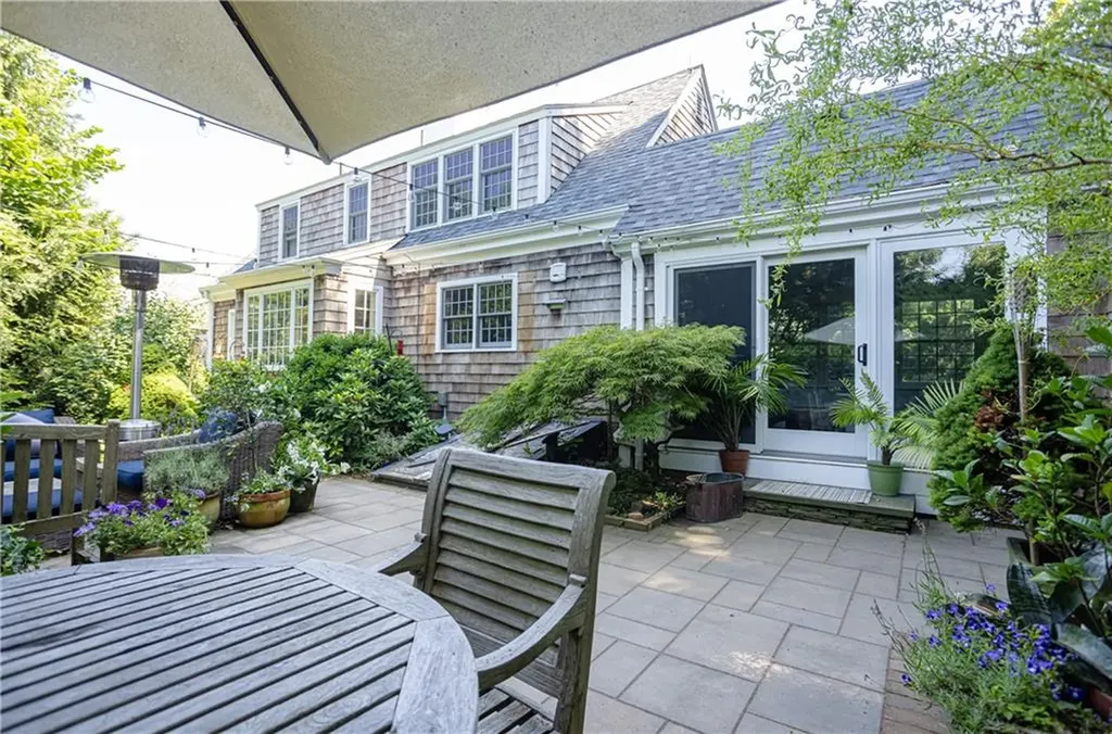 47 Kane Avenue Middletown RI 02842