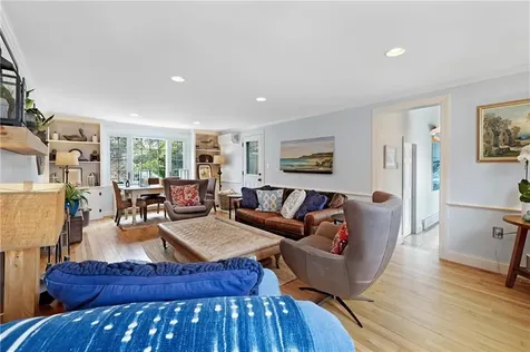 47 Kane Avenue Middletown RI 02842