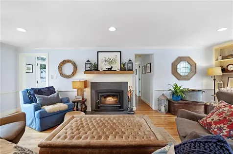 47 Kane Avenue Middletown RI 02842