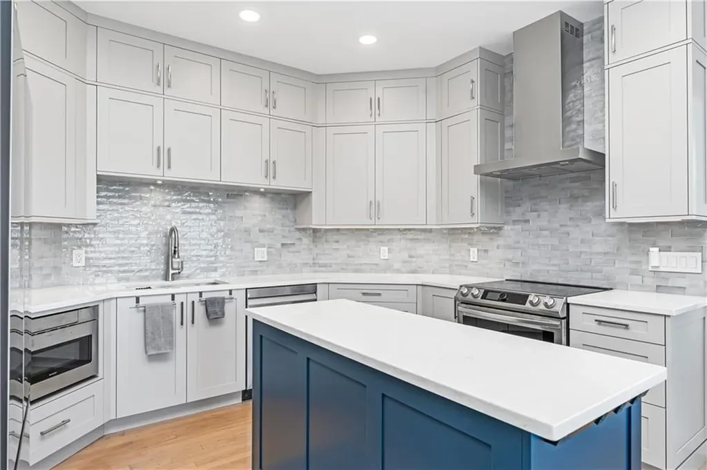 200 Arboretum Lane Bristol RI 02809