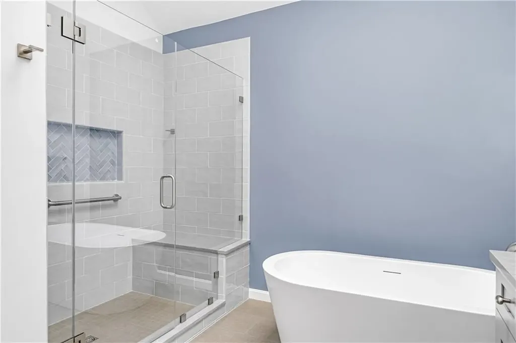 200 Arboretum Lane Bristol RI 02809