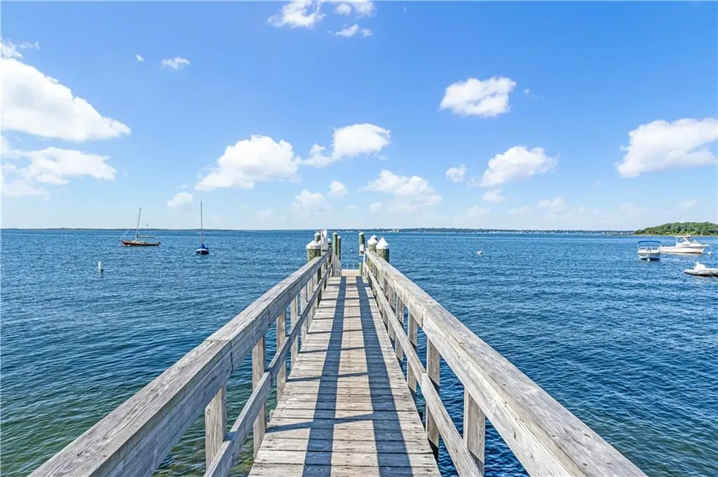 200 Arboretum Lane Bristol RI 02809