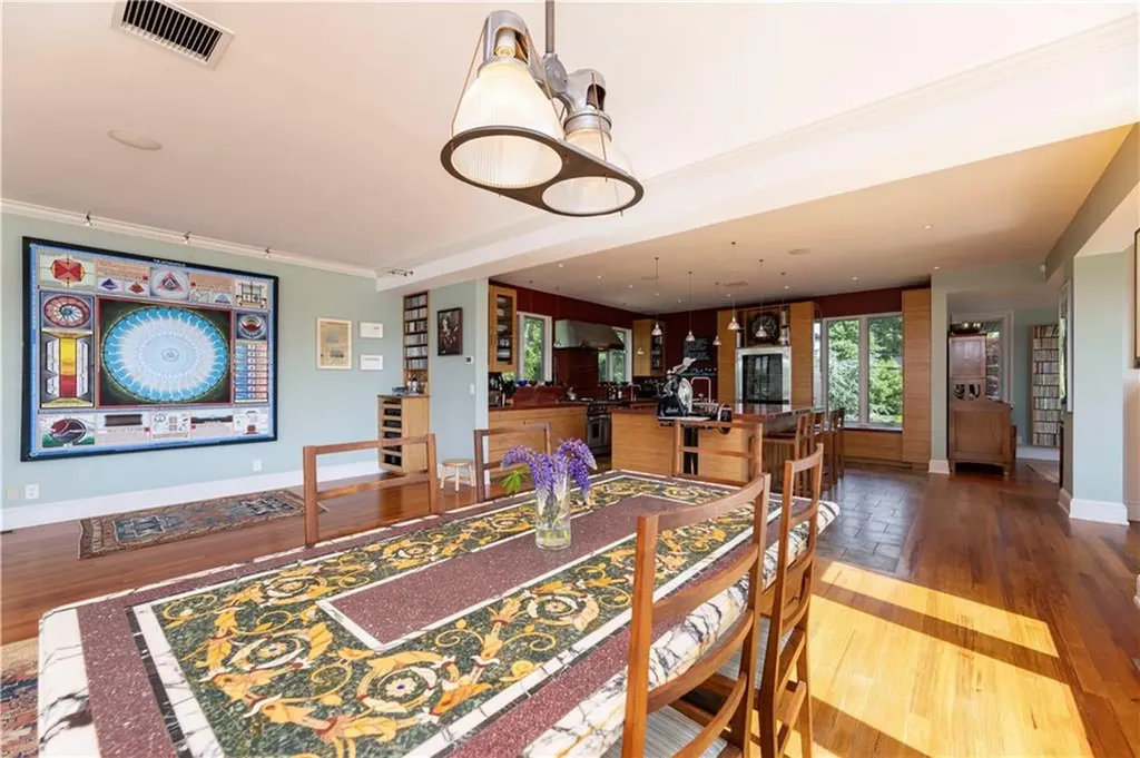 43 Avondale Road Westerly RI 02891