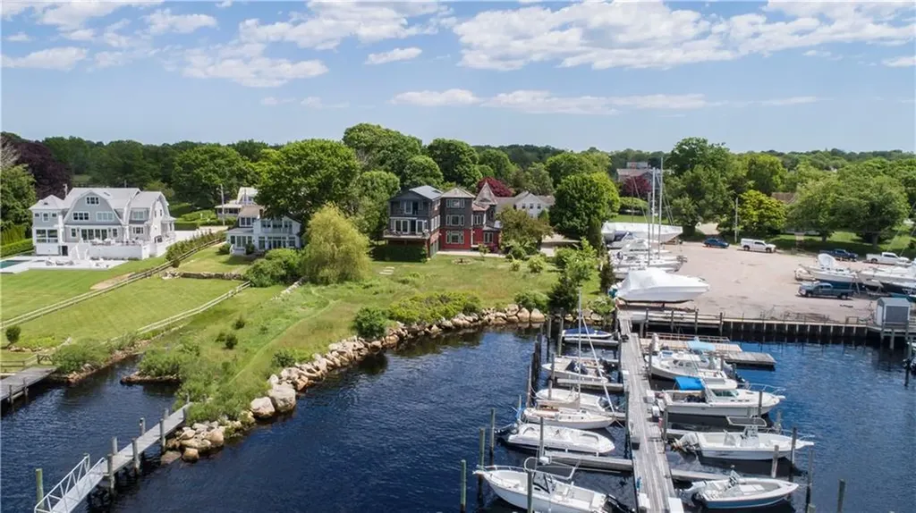 43 Avondale Road Westerly RI 02891