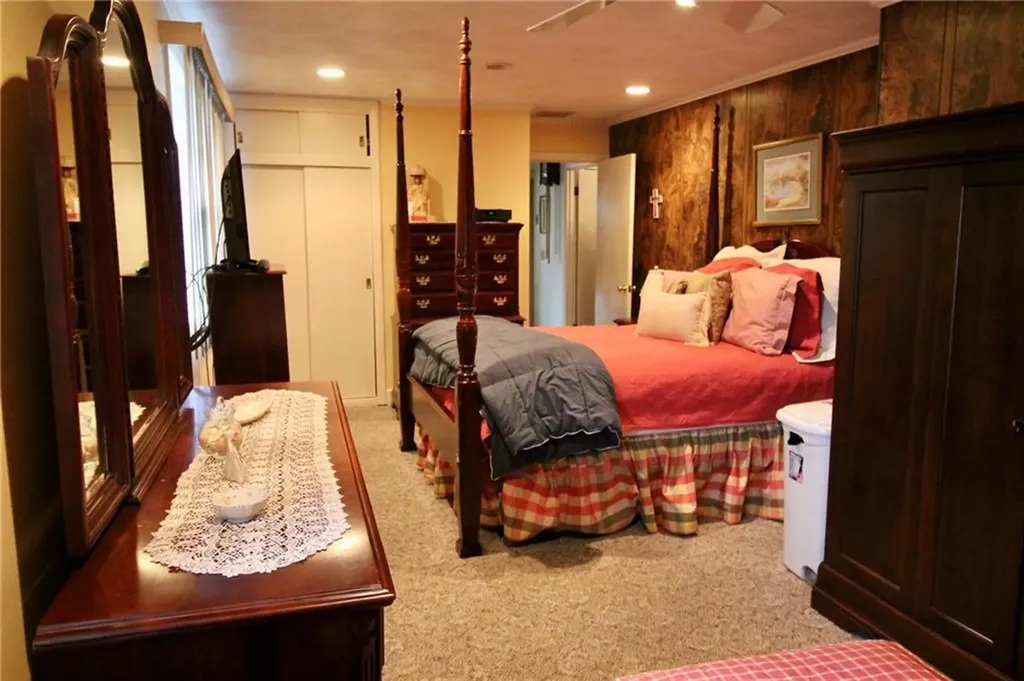 73 Byron Boulevard Warwick RI 02888