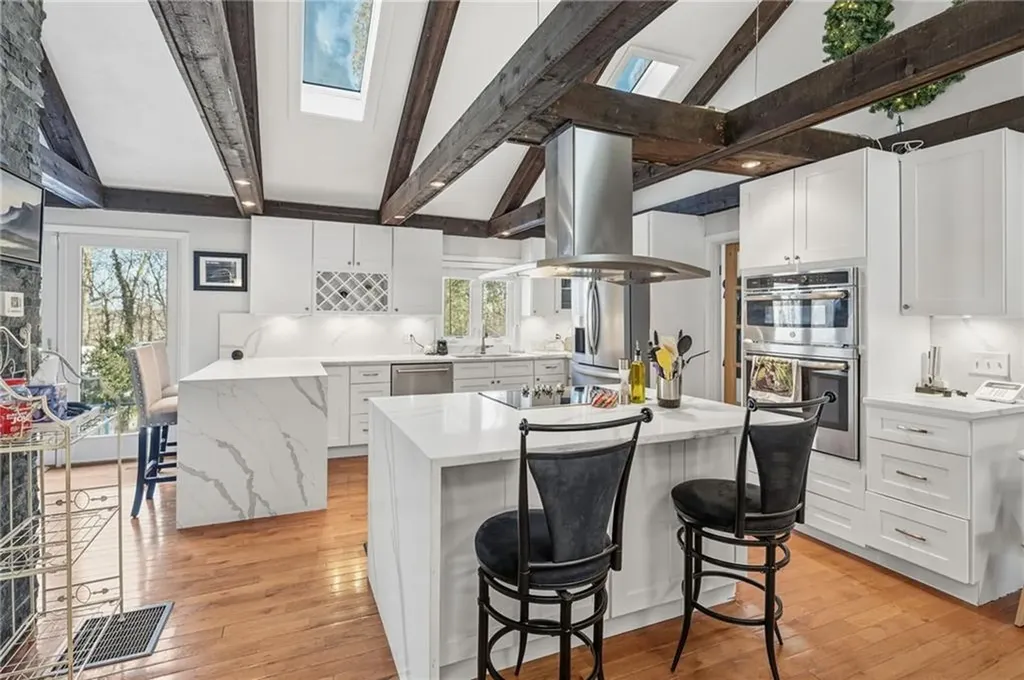 10 Blue Mist Drive Lincoln RI 02838