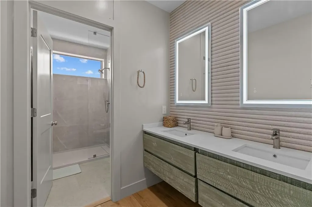 82 Ellery Road Newport RI 02840