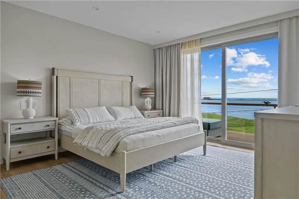 82 Ellery Road Newport RI 02840