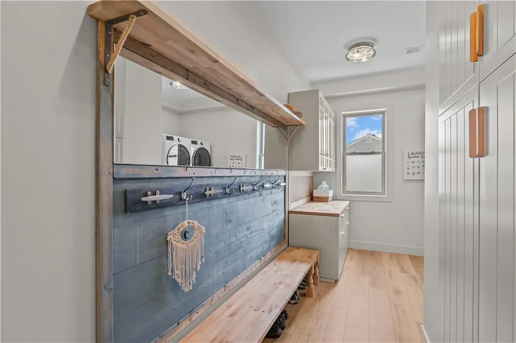 82 Ellery Road Newport RI 02840