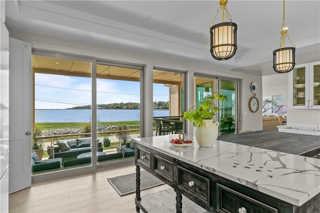 82 Ellery Road Newport RI 02840