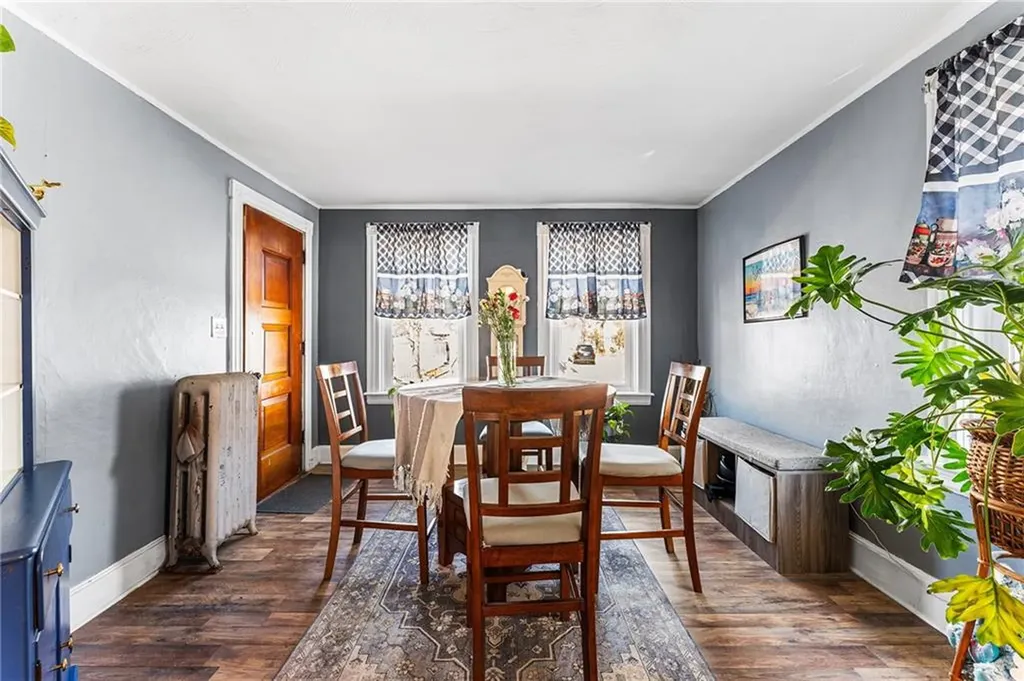 95 Ivy Street East Providence RI 02914