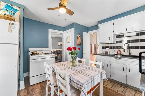 95 Ivy Street East Providence RI 02914