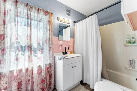 95 Ivy Street East Providence RI 02914