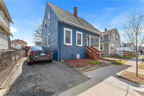95 Ivy Street East Providence RI 02914