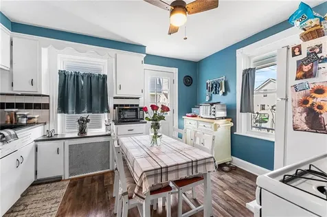 95 Ivy Street East Providence RI 02914