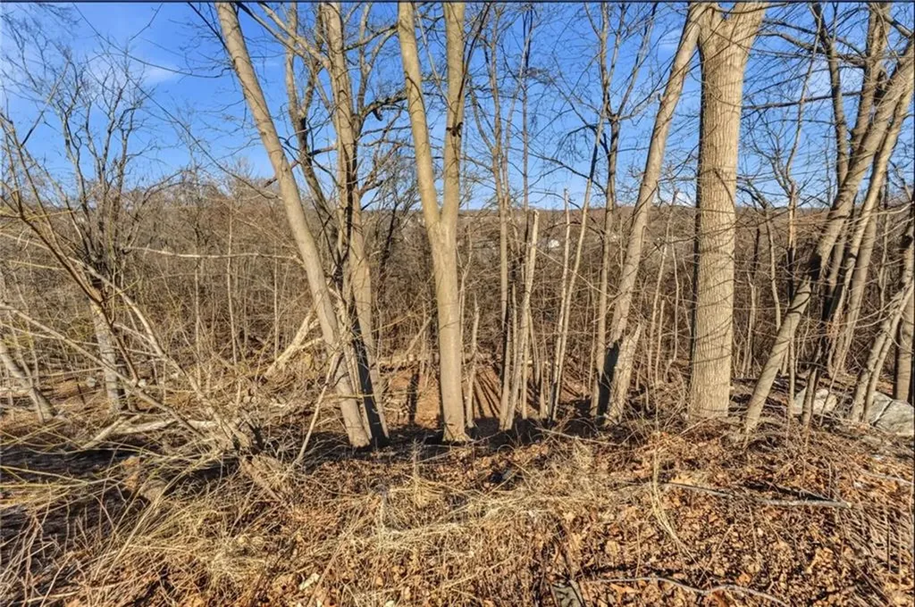 413 Manville Road Woonsocket RI 02895