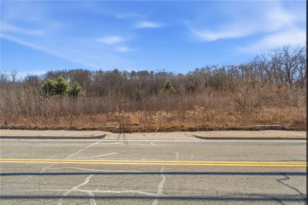 413 Manville Road Woonsocket RI 02895