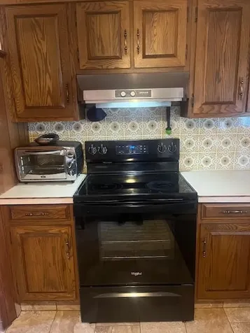 33 Van Buren Street Warwick RI 02888